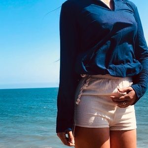 DEAD STOCK!! Never been used blue vintage blouse